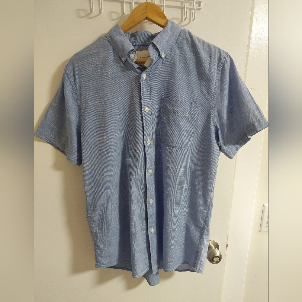 American Eagle Outfitters Men's Blue Button-Down Shirt